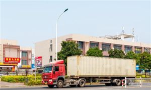 中國(guó)重型卡車市場(chǎng)投資前景分析 重型卡車市場(chǎng)供需格局研究