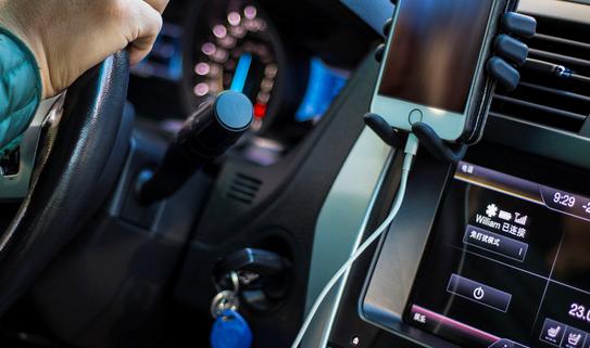 電動(dòng)汽車引爆300億元車載充電機(jī)需求 2022年車載充電機(jī)行業(yè)市場(chǎng)深度調(diào)研