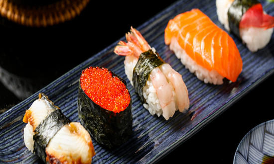 日式料理行業(yè)市場(chǎng)深度分析報(bào)告2023