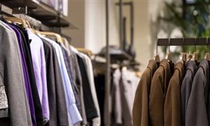 安踏體育:FILA品牌產(chǎn)品零售金額同比增長10-20% 運動服行業(yè)發(fā)展分析
