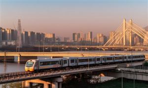 2023城市公共交通行業(yè)調(diào)研：我國(guó)城市公共交通年客運(yùn)量達(dá)547億人次