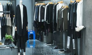 亞馬遜大幅削減廉價(jià)服裝賣家費(fèi)用 相關(guān)企業(yè)受益