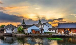我國(guó)文旅市場(chǎng)強(qiáng)勁復(fù)蘇 高燃出圈 近500萬(wàn)人次參與 帶動(dòng)超50億元收入 文化旅游行業(yè)深度分析
