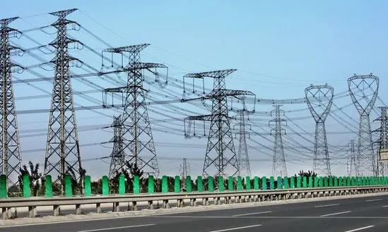 特高壓設(shè)備行業(yè)發(fā)展報(bào)告：特高壓輸電線路建設(shè)提速