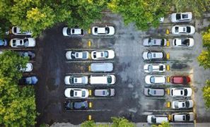 2024年中國汽車制造行業(yè)市場深度調(diào)研報告：中國汽車制造業(yè)逐步壯大