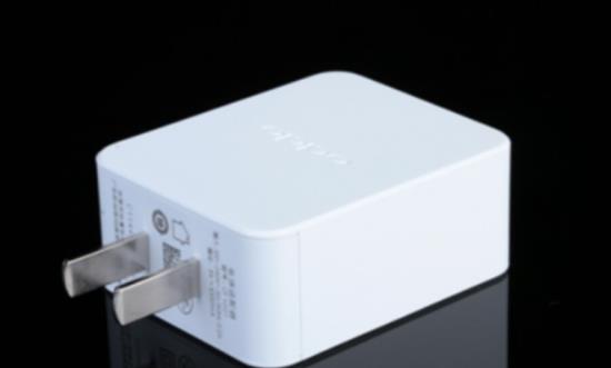 3C數碼充電器行業(yè)市場規(guī)模：預計2026年將達到500億元