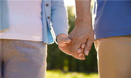 2024年社區(qū)居家養(yǎng)老行業(yè)市場發(fā)展現(xiàn)狀及未來發(fā)展前景趨勢分析