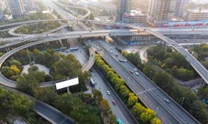 2025年中國(guó)交通投資行業(yè)：智慧綠色雙擎領(lǐng)航，萬(wàn)億賽道潛力釋放